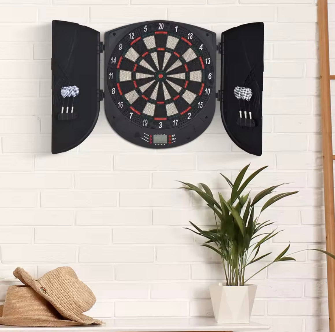HOMCOM  Electronic Dartboard Set 26 Games and 185 Variations with 6 Darts