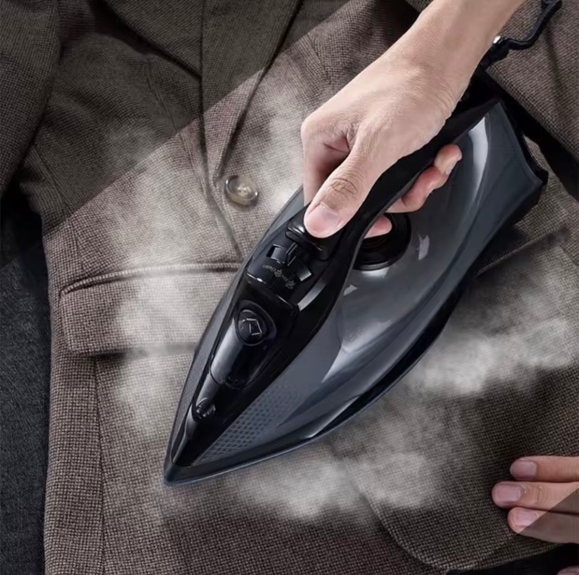 2200W Portable Handheld Steam Iron – 150g/min Steam Boost, 320ml Water Tank & Ceramic Soleplate